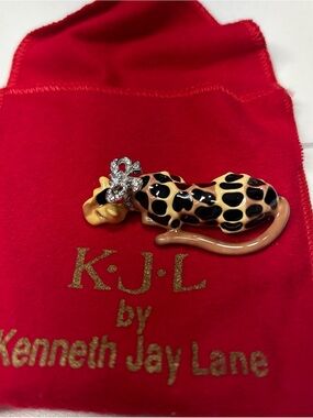 Kenneth Jay Lane Enamel Leopard Cat Brooch in Black and Tan with Rhinestone Bow